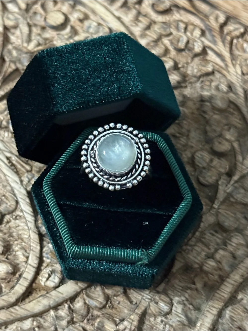Green Quartz ring sz 7